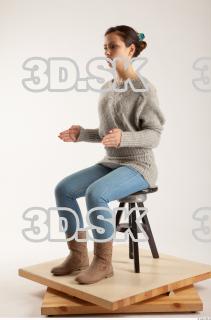 Sitting reference of Emilie 0016